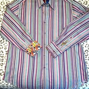Robert Graham long sleeve button up embroidered contrast cuff.